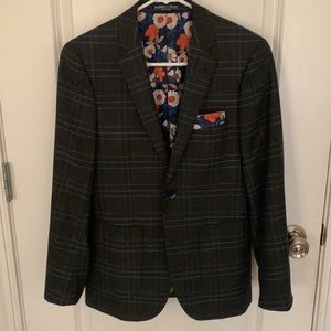 Paisley & Gray Men’s 36R Slim Fit (small) Dark Gray, Black and Blue Plaid Blazer